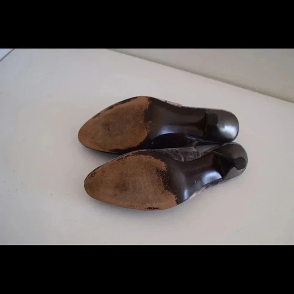 Beautiful Stuart Weitzman shoes! - Picture 4 of 6